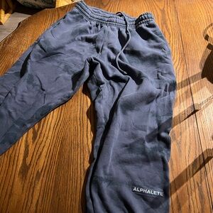 Men’s size medium Alphalete HCTS joggers